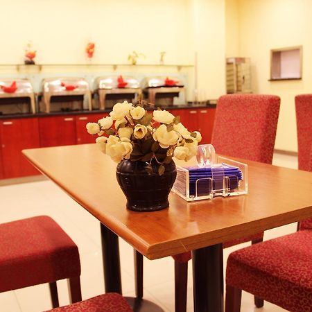 Hanting Hotel Shanghai Zhoupu Экстерьер фото